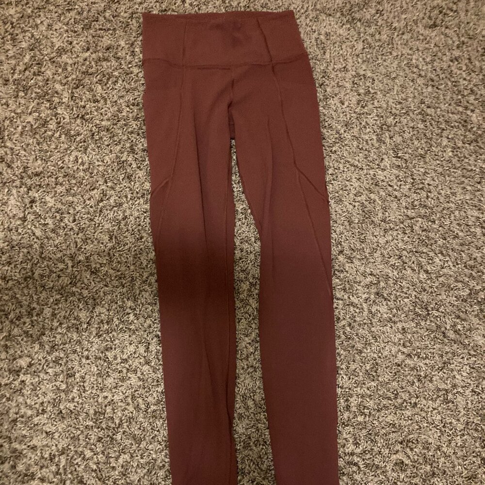 Athleta Salutation Stash Pocket Tight XS Xtra Small Spiced Cabernet Dark Pink